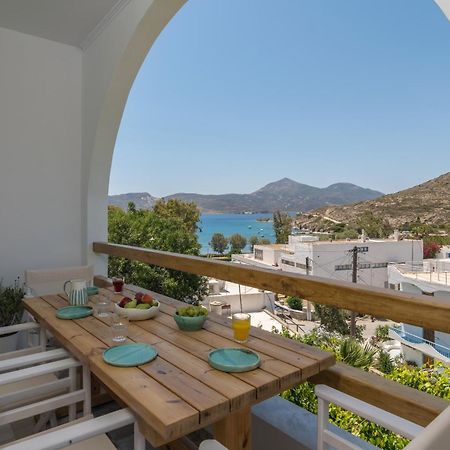 Areti's Milos Guesthouses Adámas Extérieur photo