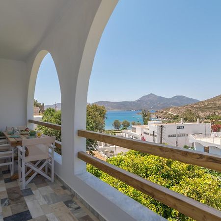Areti's Milos Guesthouses Adámas Extérieur photo